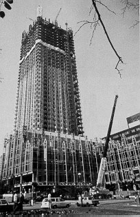 Figure 1-3: Construction of the PPG Building in Pittsburgh, Pennsylvania (courtesy of PPG Industries, Inc.)